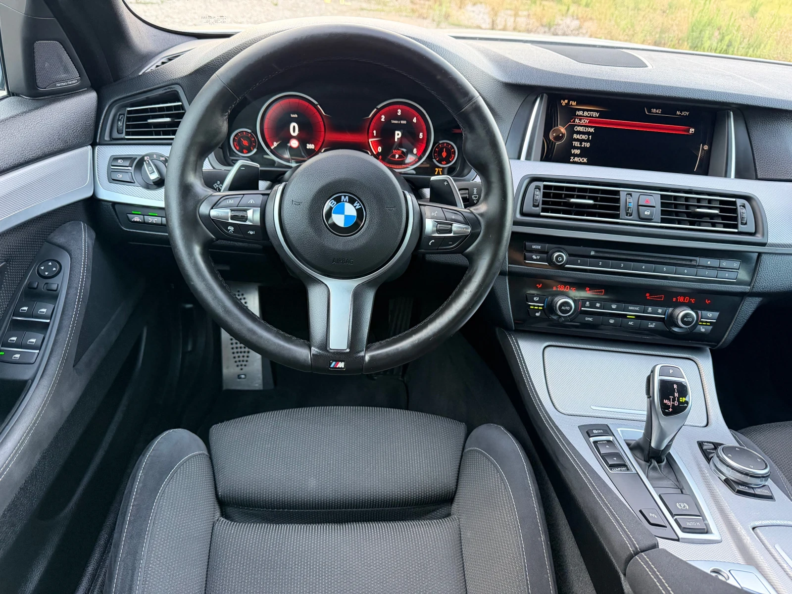 BMW 530 Facelift/ M-Sport/ Digital/ Harman-Kardon, снимка 9 - Автомобили и джипове - 55848451
