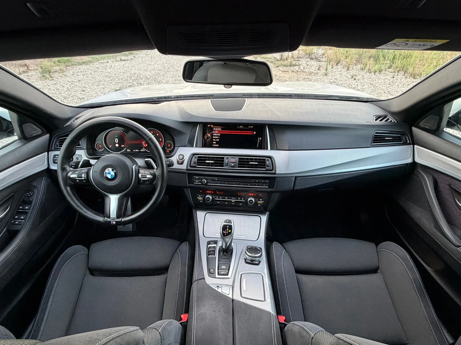 BMW 530 Facelift/ M-Sport/ Digital/ Harman-Kardon, снимка 8 - Автомобили и джипове - 55848451