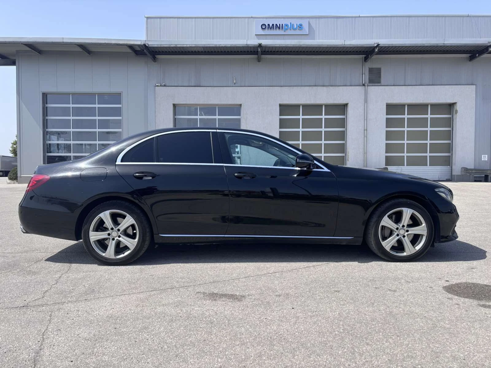 Mercedes-Benz E 350, снимка 6 - Автомобили и джипове - 55867953