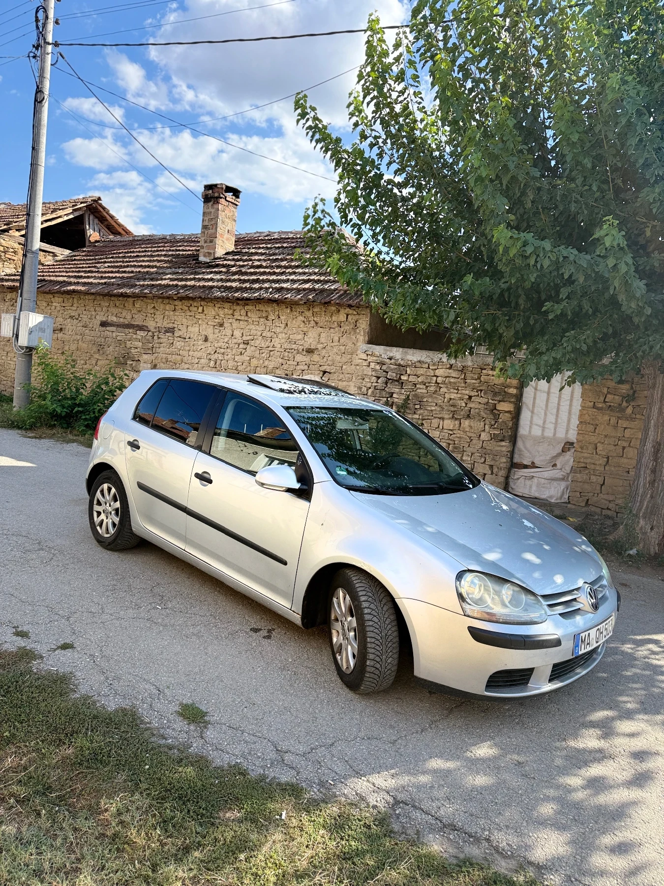 VW Golf 1.6 102k.c, снимка 4 - Автомобили и джипове - 56073215