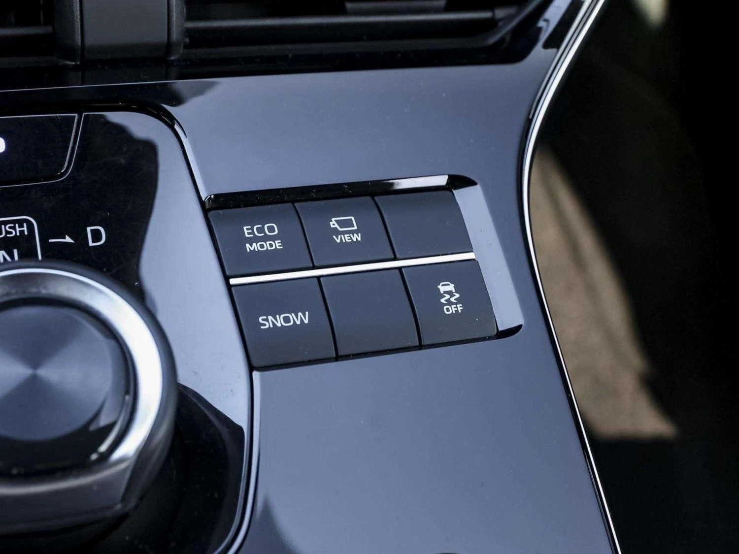 Toyota bZ4X FWD - 71.4 kWh - 204 �� - ����������� | Mobile.bg � ����������� 12