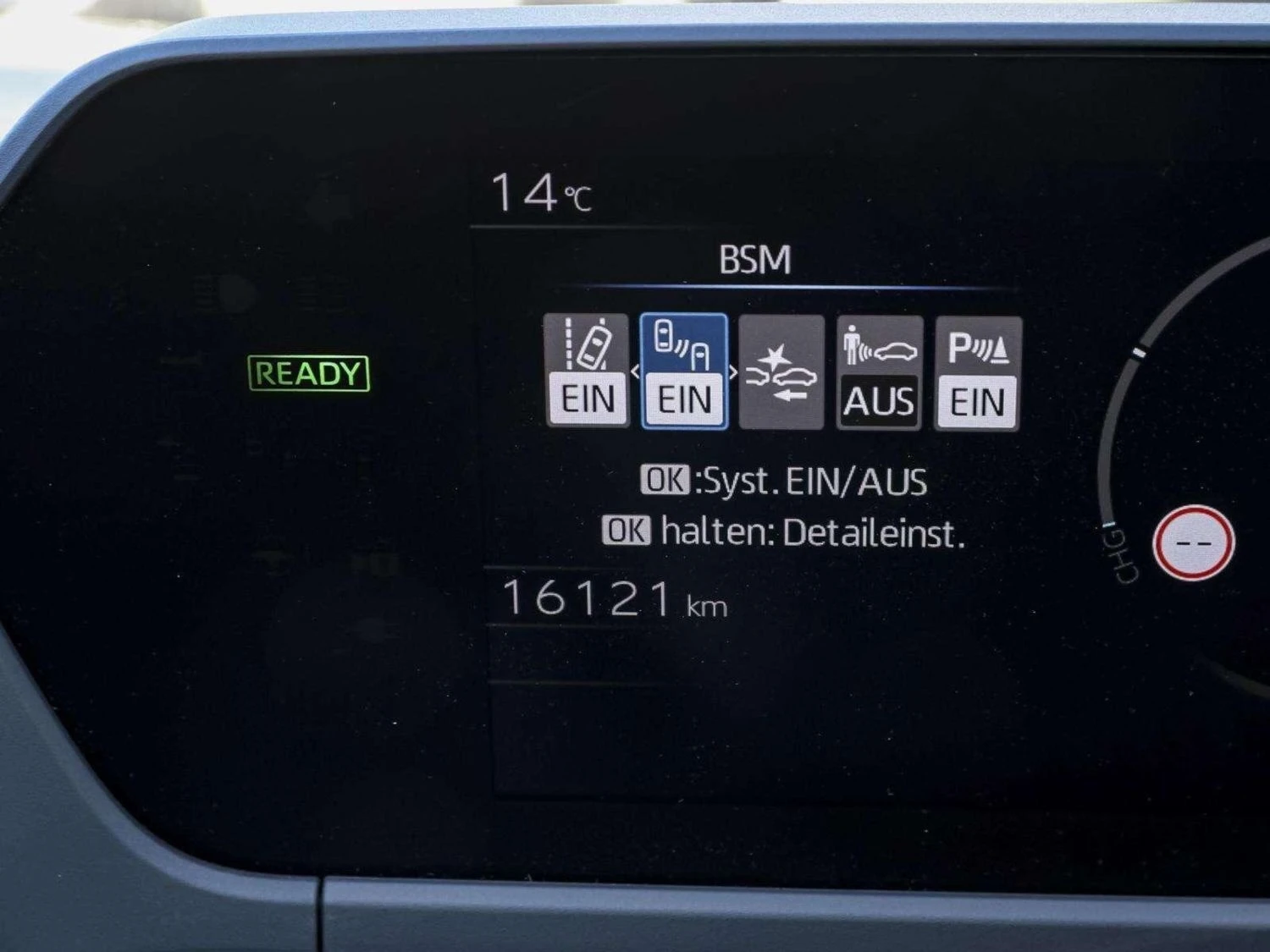 Toyota bZ4X FWD - 71.4 kWh - 204 �� - ����������� | Mobile.bg � ����������� 8