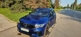 Обява за продажба на VW Tiguan R 200k.s. В гаранция ~73 000 лв. - изображение 1