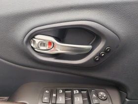 Jeep Cherokee 2.0mJT* 4X4* LED* АВТОМАТ* КОЖА* ПОДРЕВ/ОБДУХВАНЕ - 12220 € / 23900.24 лв. - 59195201 7