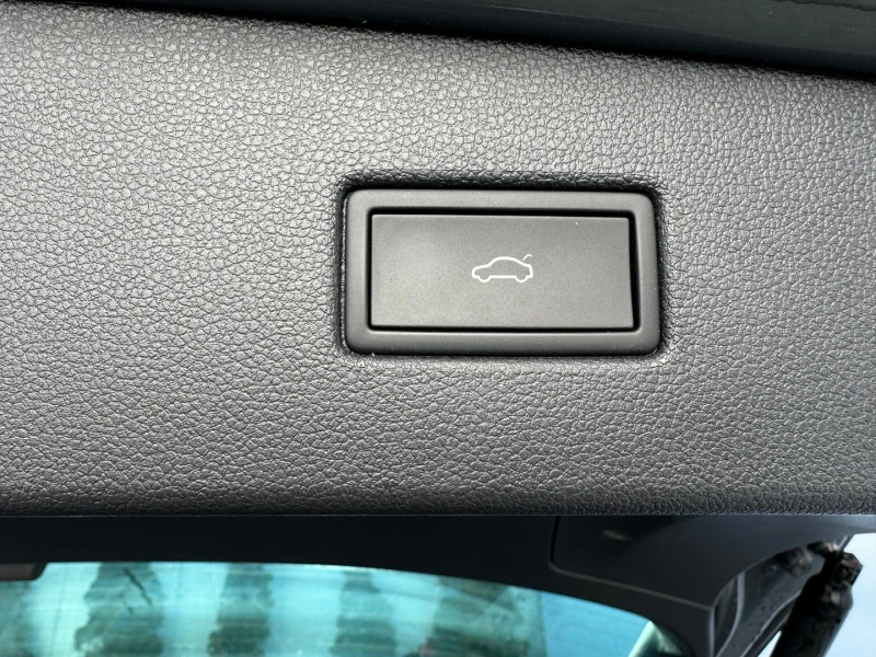 VW Tiguan Elegance 2.0 TDI SCR 4MOTION DSG, снимка 12 - Автомобили и джипове - 53439389