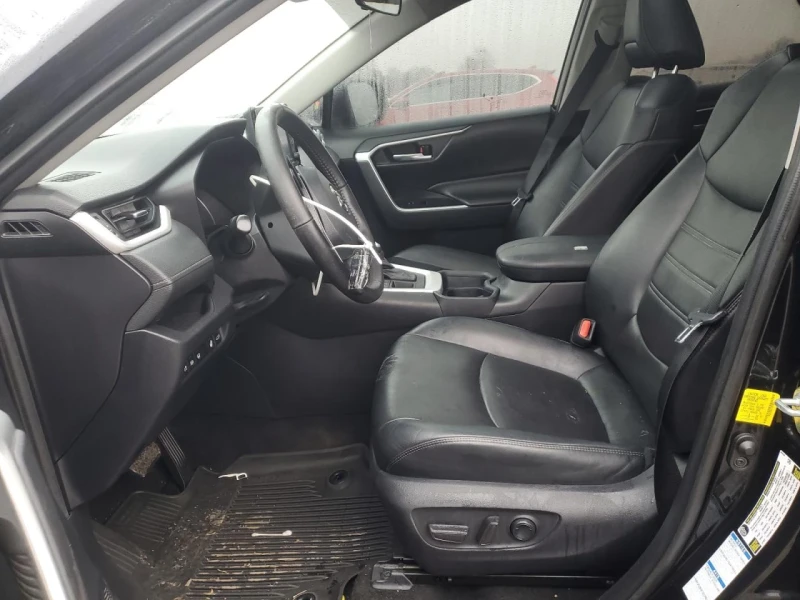 Toyota Rav4, снимка 7 - Автомобили и джипове - 49290948