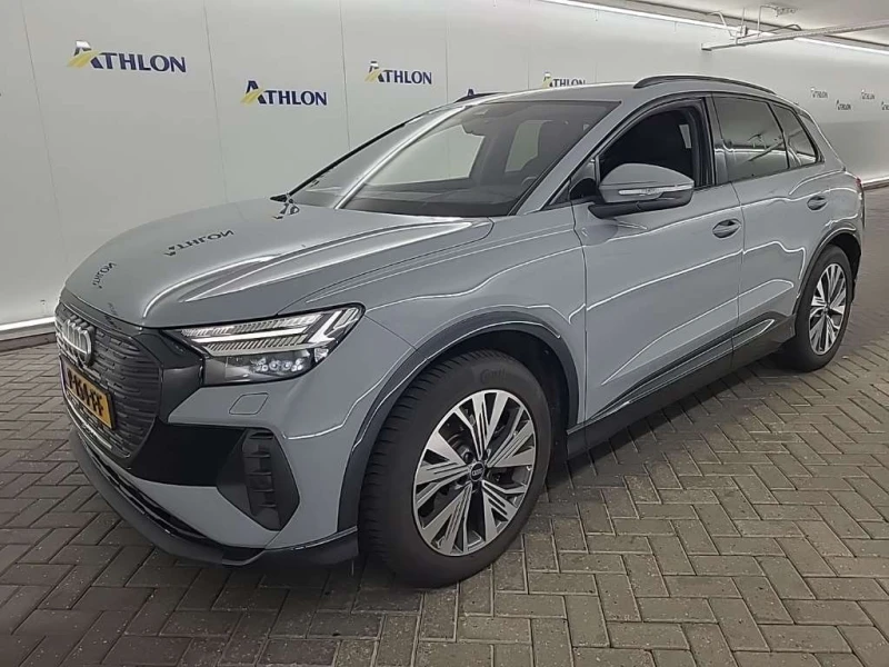 Audi Q4 ETRON 40 Matrix, снимка 2 - Автомобили и джипове - 51786015