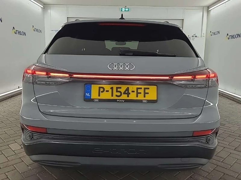Audi Q4 ETRON 40 Matrix, снимка 12 - Автомобили и джипове - 51786015