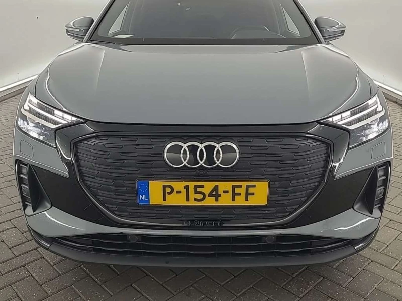 Audi Q4 ETRON 40 Matrix, снимка 11 - Автомобили и джипове - 51786015
