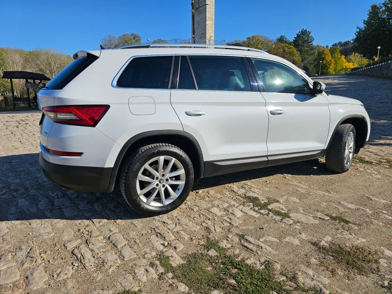 Skoda Kodiaq SUV, снимка 3 - Автомобили и джипове - 52127300