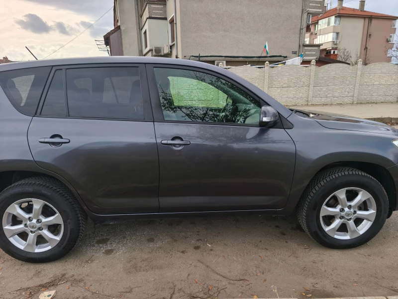 Toyota Rav4 2.2 D-4D (150 Hp), снимка 7 - Автомобили и джипове - 52512531