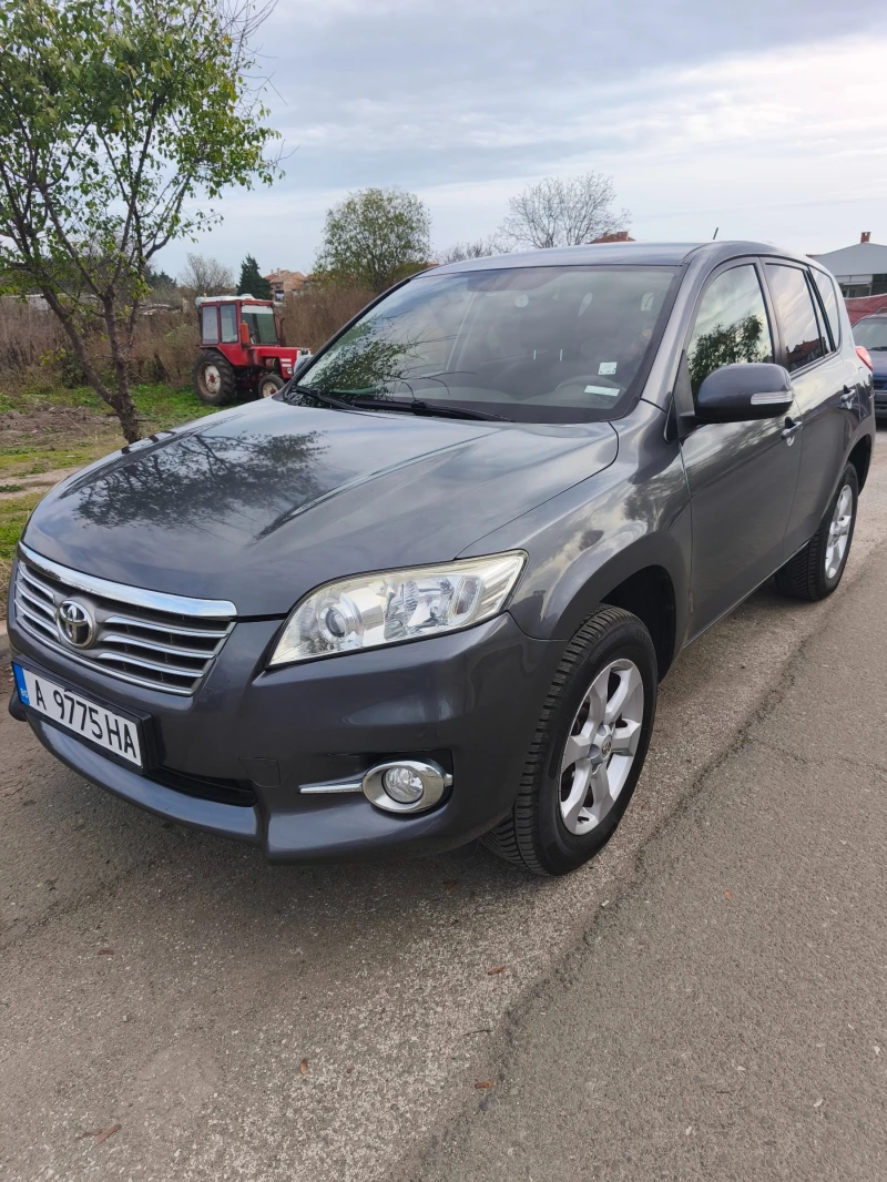 Toyota Rav4 2.2 D-4D (150 Hp), снимка 2 - Автомобили и джипове - 52512531