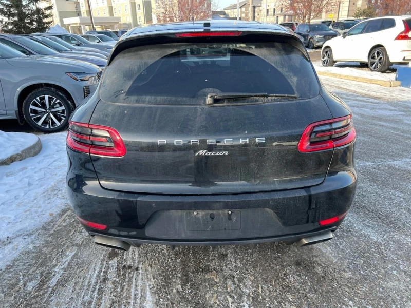 Porsche Macan * AWD * CARFAX * ЦЕНА ДО БГ, снимка 4 - Автомобили и джипове - 53274093
