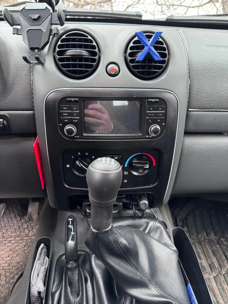 Jeep Cherokee 2.8, снимка 4 - Автомобили и джипове - 53327889