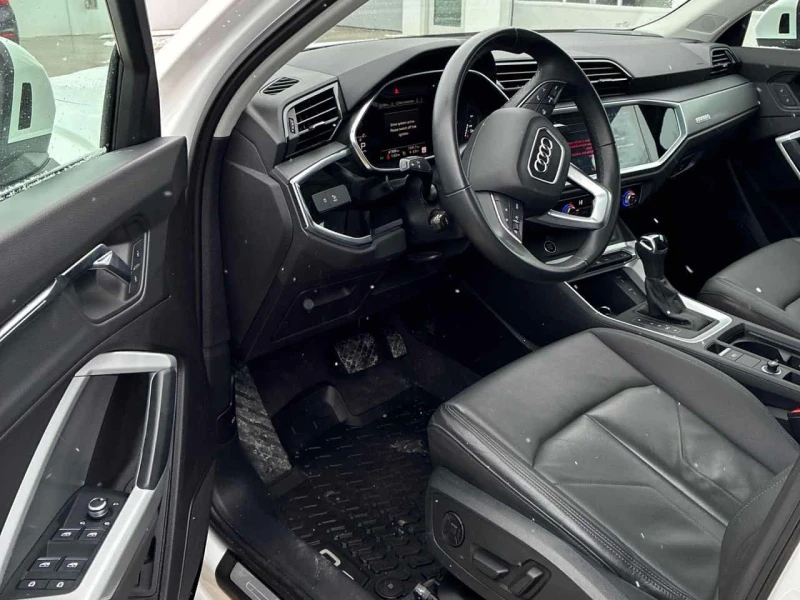 Audi Q3 * Technik * CARFAX * ЦЕНА ДО БГ, снимка 7 - Автомобили и джипове - 53512972