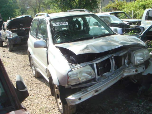 Suzuki Grand vitara 2.0 16V, снимка 2 - Автомобили и джипове - 46834471