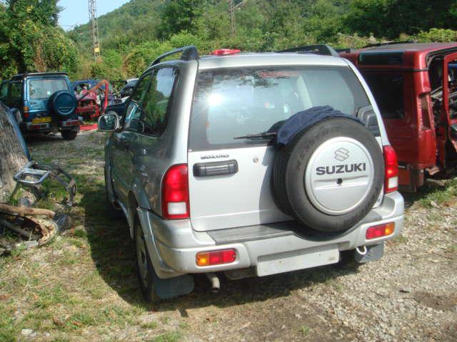 Suzuki Grand vitara 2.0 16V, снимка 3 - Автомобили и джипове - 35364206
