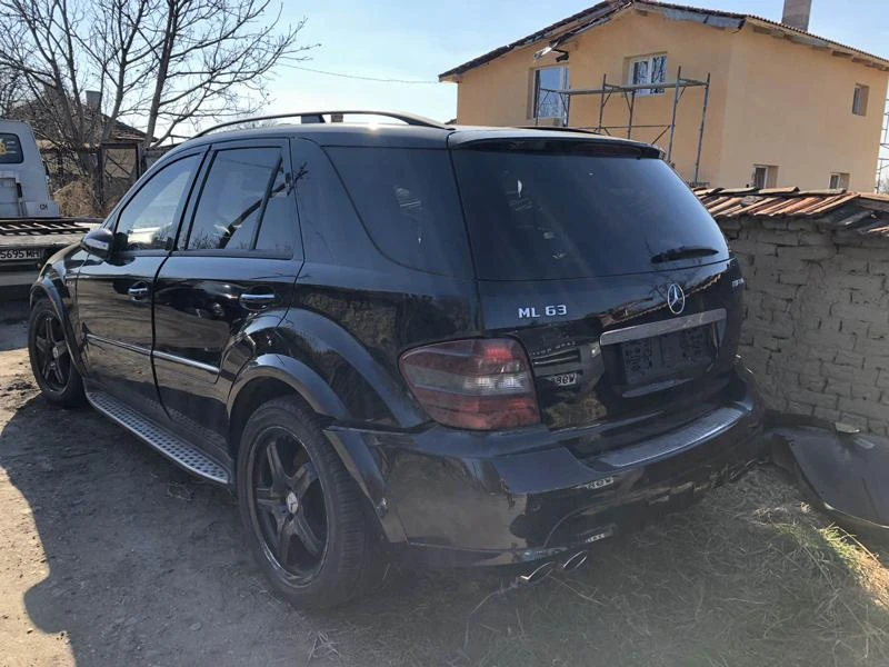 Mercedes-Benz ML 63 AMG 6.3 AMG, снимка 9 - Автомобили и джипове - 27245119