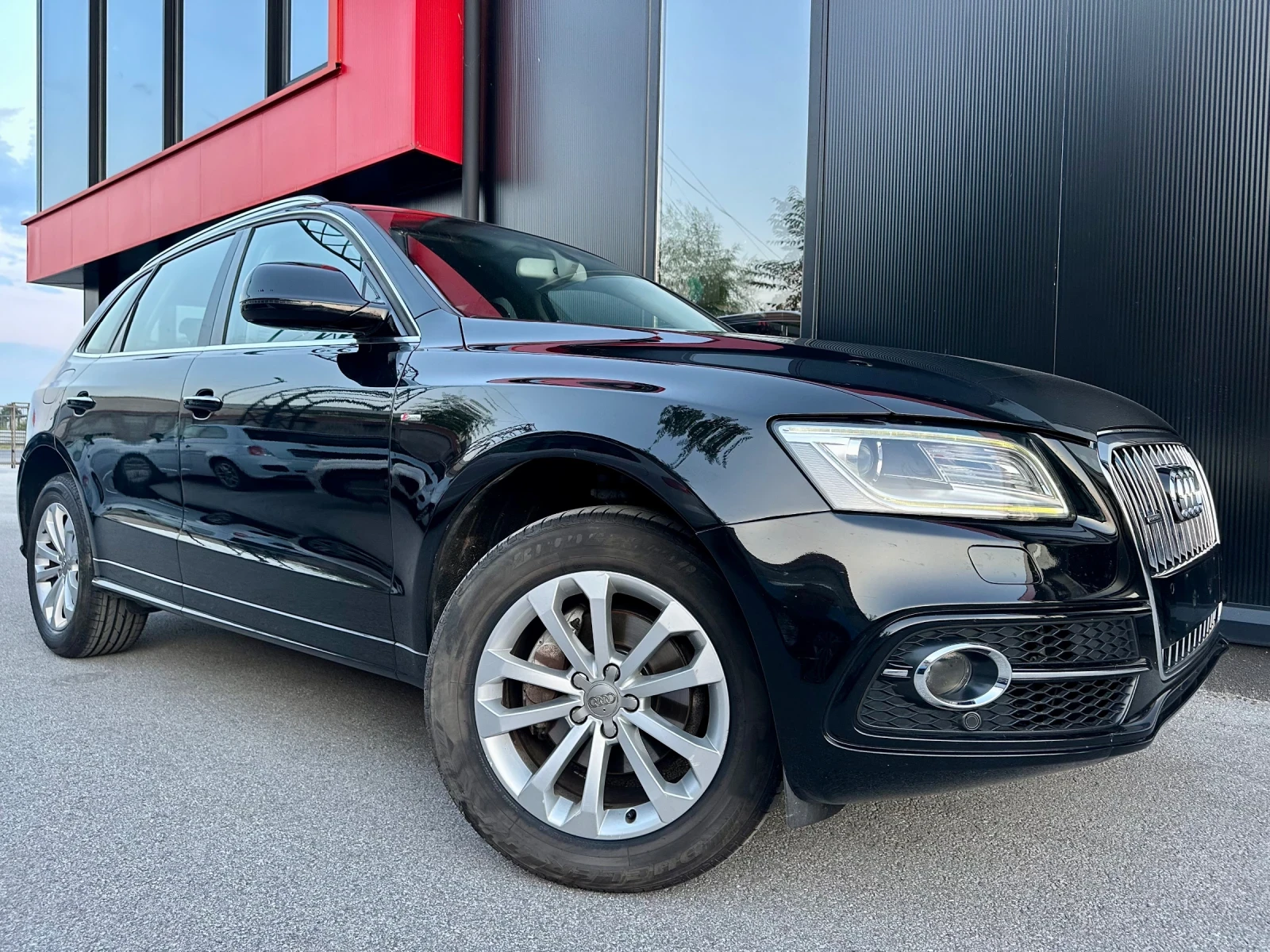 Audi Q5 2, 0tdi 190ps S-line Quatrro  euro 6b - изображение 2