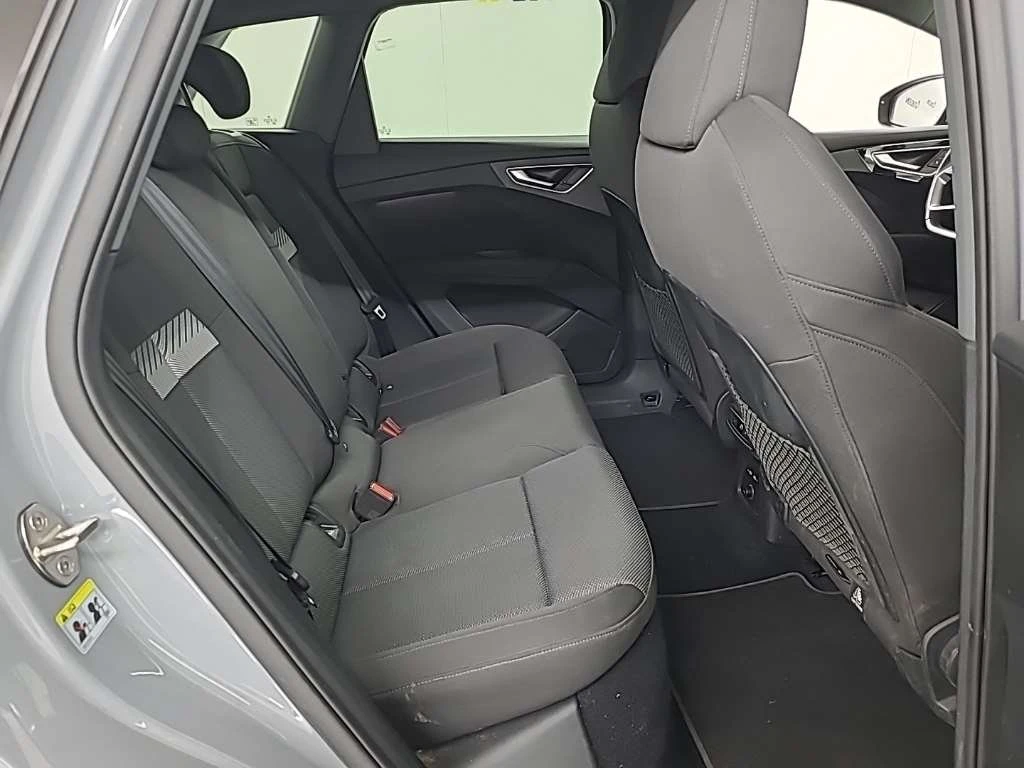 Audi Q4 ETRON 40 Matrix - изображение 5