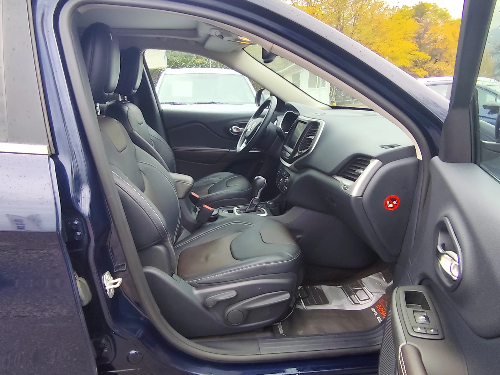 Jeep Cherokee 2.0mJT* 4X4* LED* * * / | Mobile.bg   13