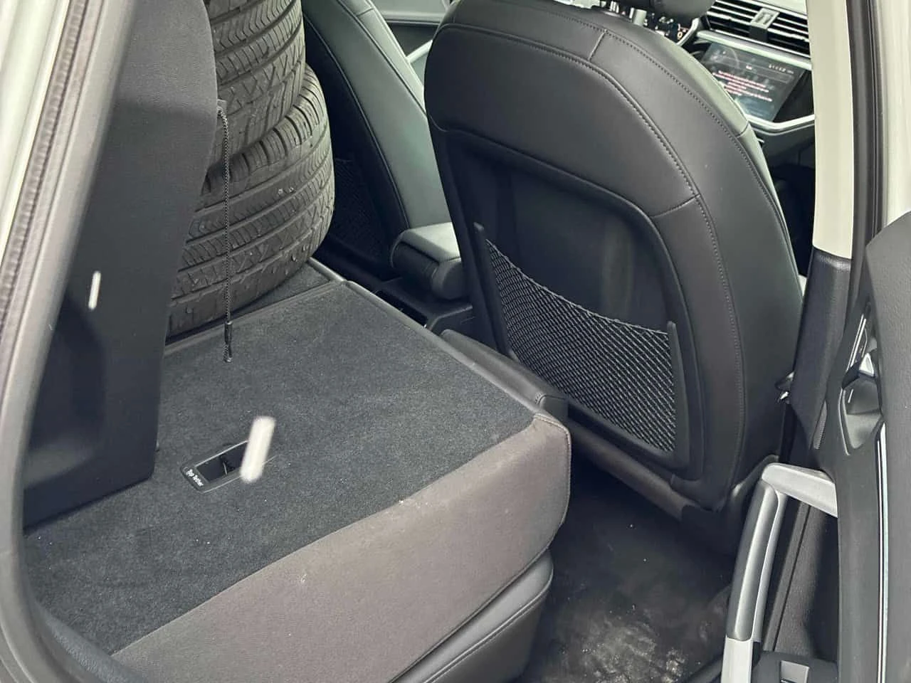 Audi Q3 * Technik * CARFAX * ���� �� �� | Mobile.bg � ����������� 12