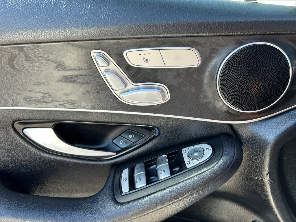 Mercedes-Benz GLC 300, снимка 14 - Автомобили и джипове - 53805477