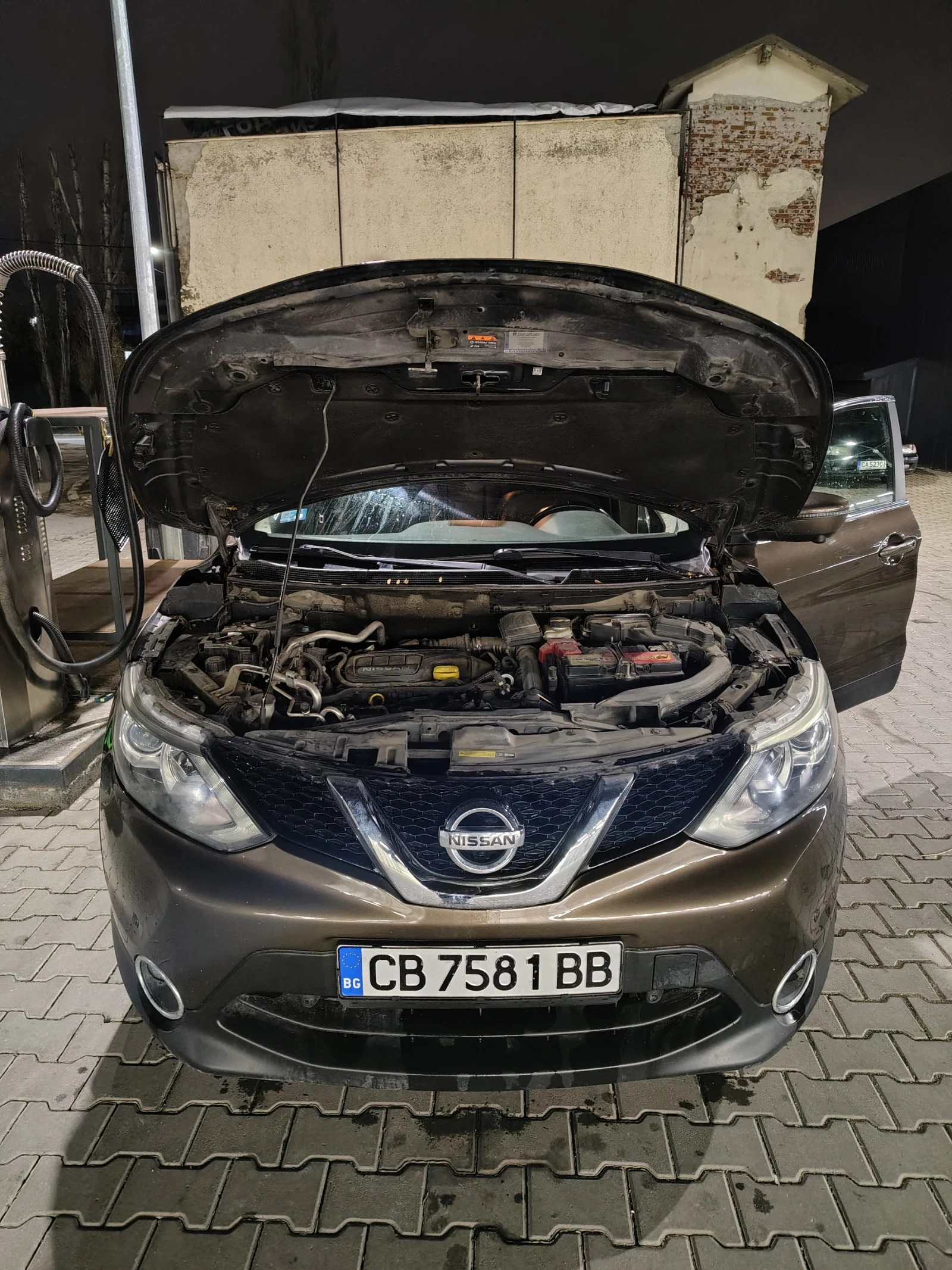 Nissan Qashqai 1.6 Diesel, 125000км, ТОП, снимка 14 - Автомобили и джипове - 54011553