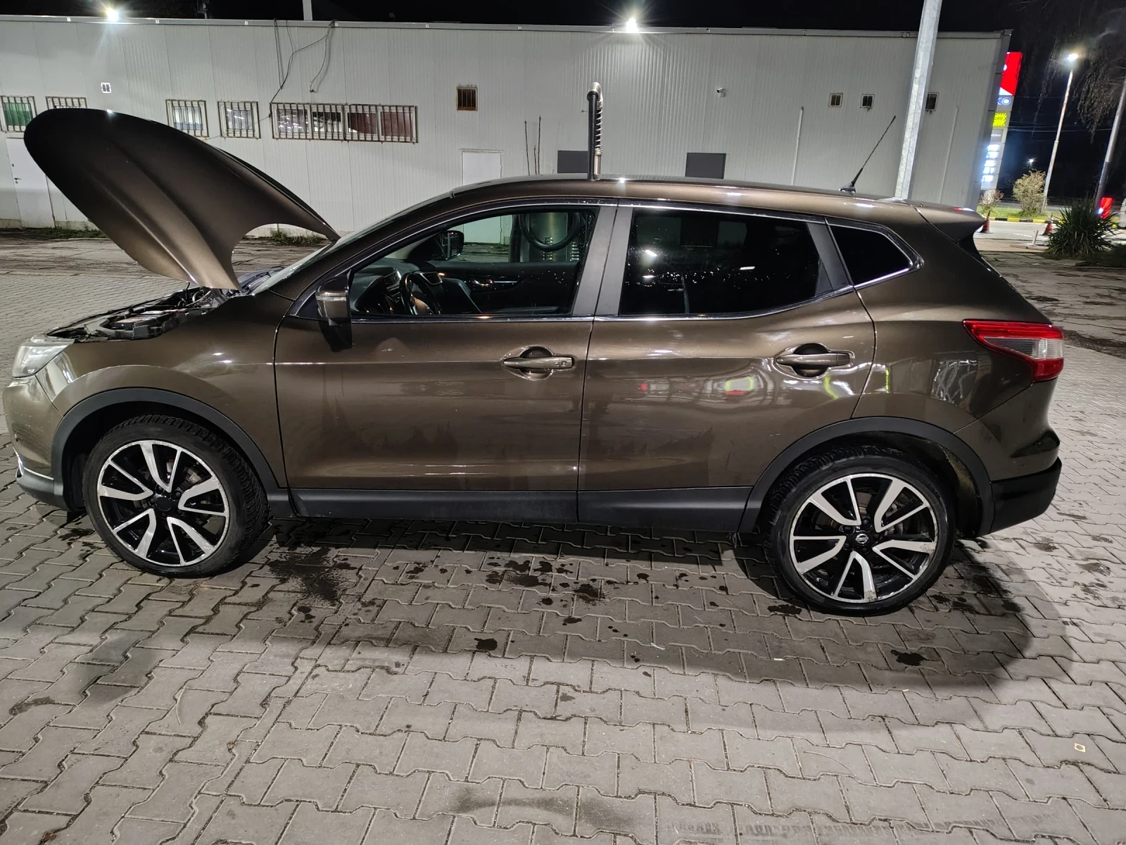 Nissan Qashqai 1.6 Diesel, 125000км, ТОП, снимка 2 - Автомобили и джипове - 54011553