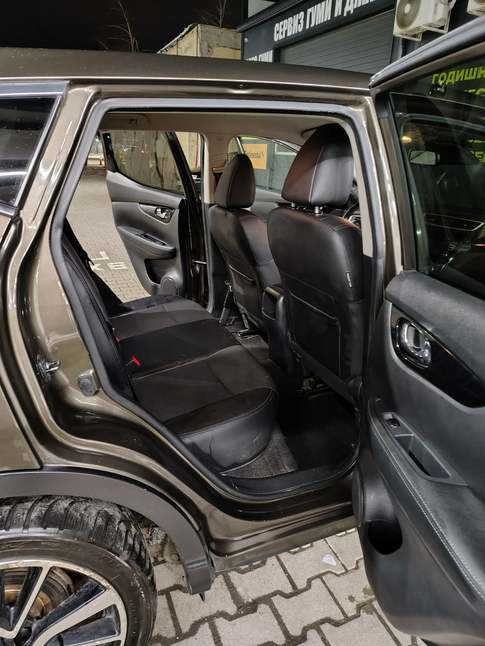 Nissan Qashqai 1.6 Diesel, 125000км, ТОП, снимка 12 - Автомобили и джипове - 54011553