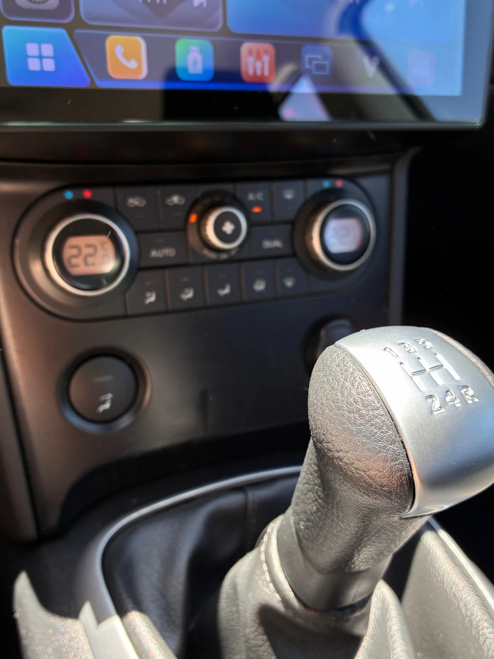 Nissan Qashqai 1.6 Benzin, снимка 9 - Автомобили и джипове - 55707858