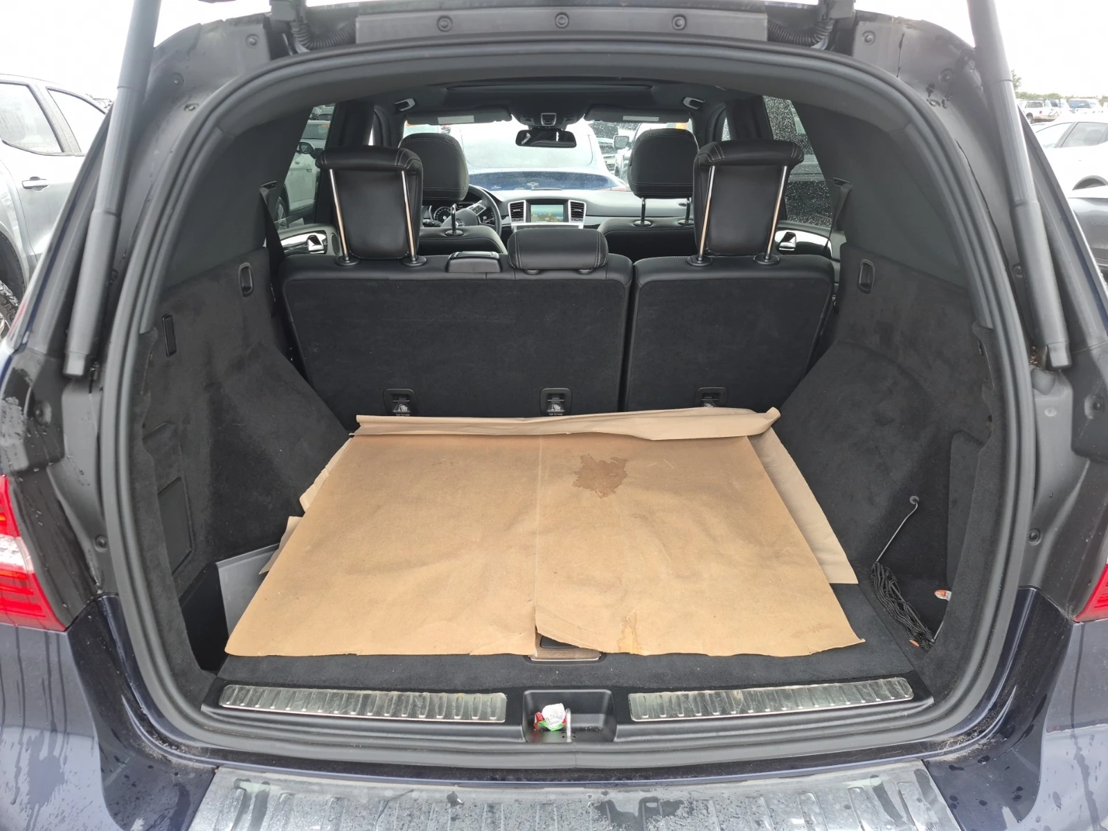 Mercedes-Benz ML 350 4MATIC 13 670km * KРАЙНА ЦЕНА* FULL MAX, снимка 13 - Автомобили и джипове - 56245646