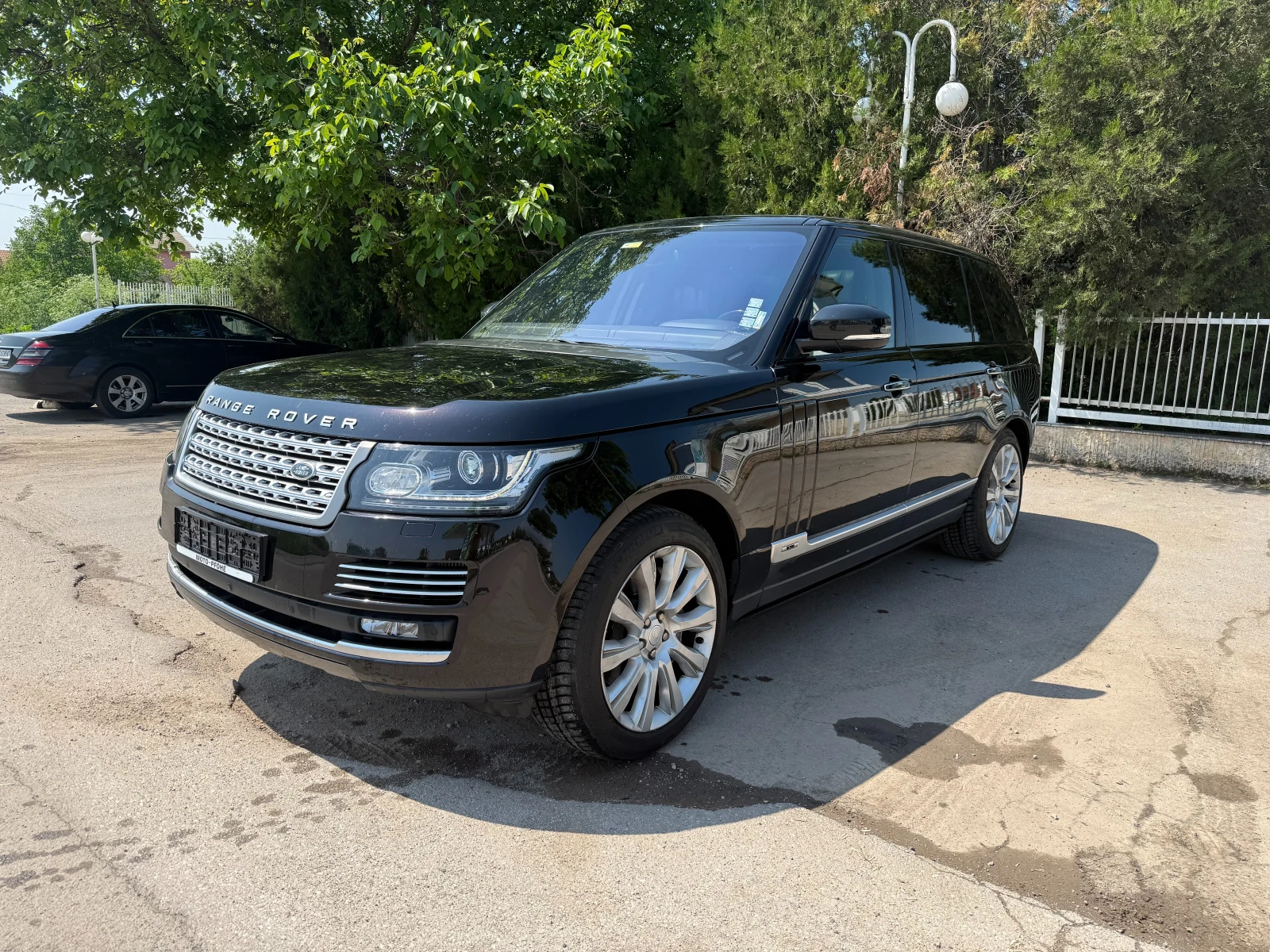 Land Rover Range rover LWB 4.4 150000km , снимка 2 - Автомобили и джипове - 56309811