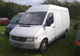 Mercedes-Benz Sprinter 312 313 на части, снимка 3
