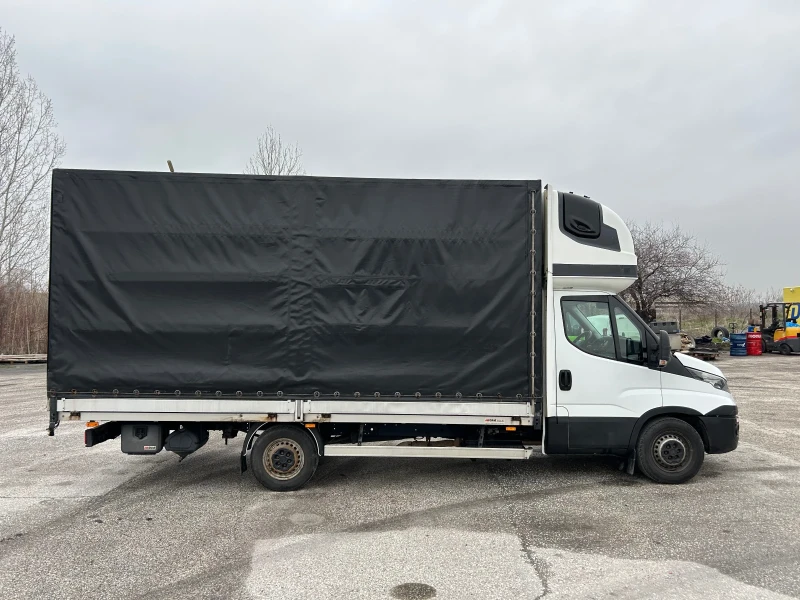 Iveco Daily 35-180 * 180к.с * 2018 * ОБСЛУЖЕН , снимка 4 - Бусове и автобуси - 53456371