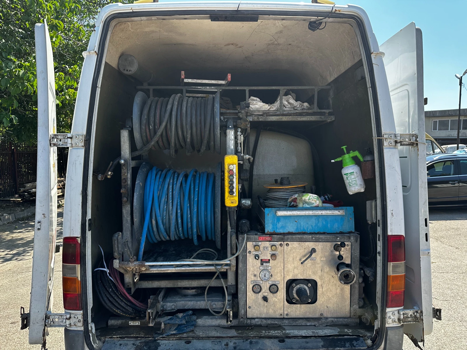 Mercedes-Benz Sprinter КАНАЛИ ОТПУШВАНЕ, снимка 1