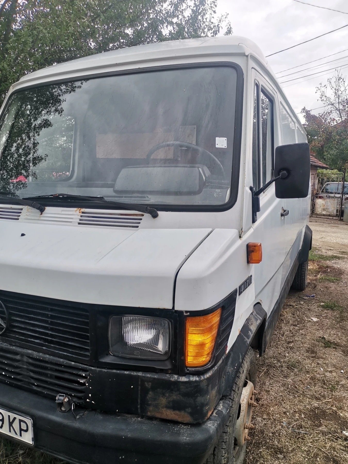 Mercedes-Benz 407 Товарен - изображение 2