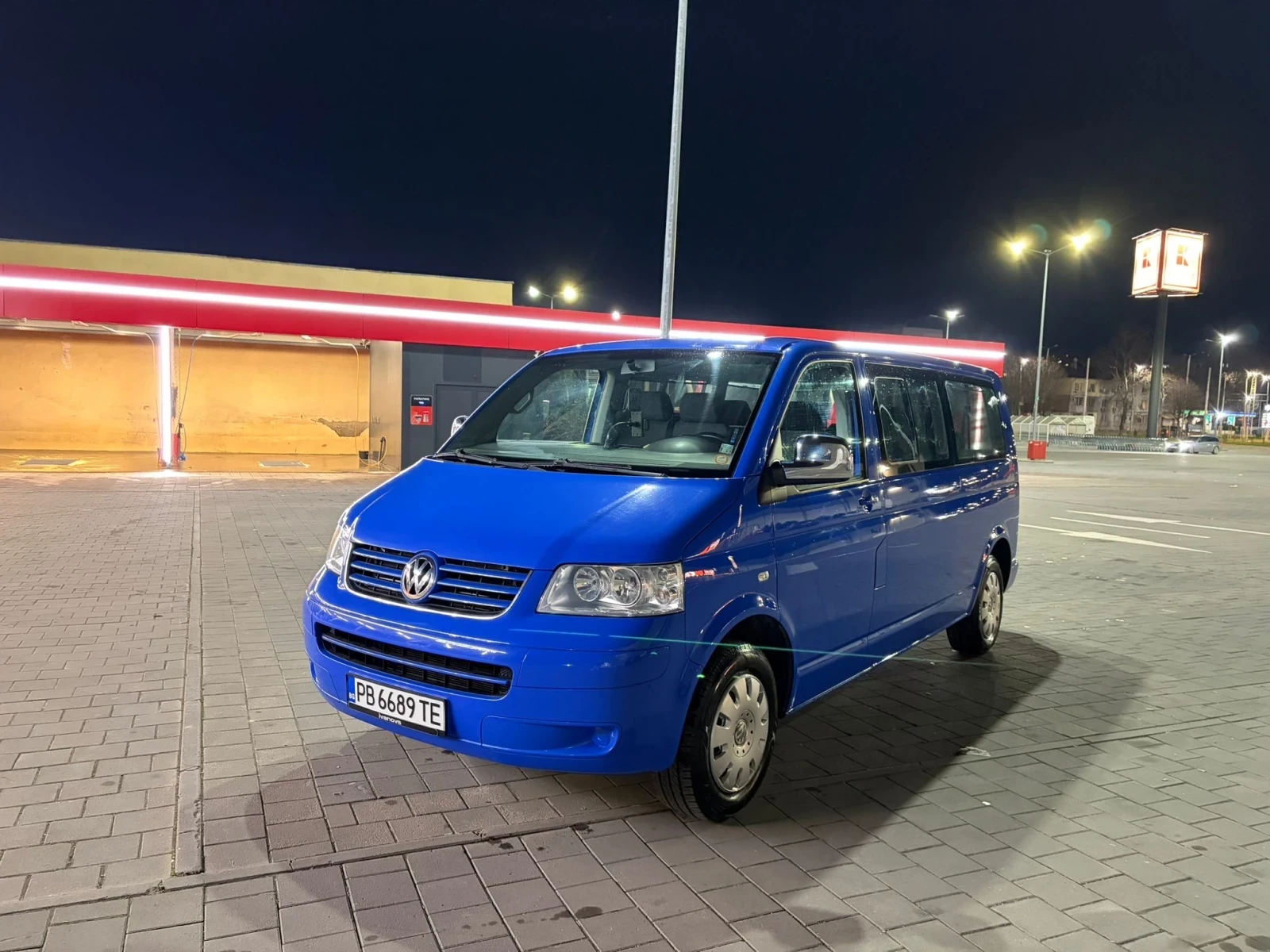 VW Caravelle Automat 201000km Top