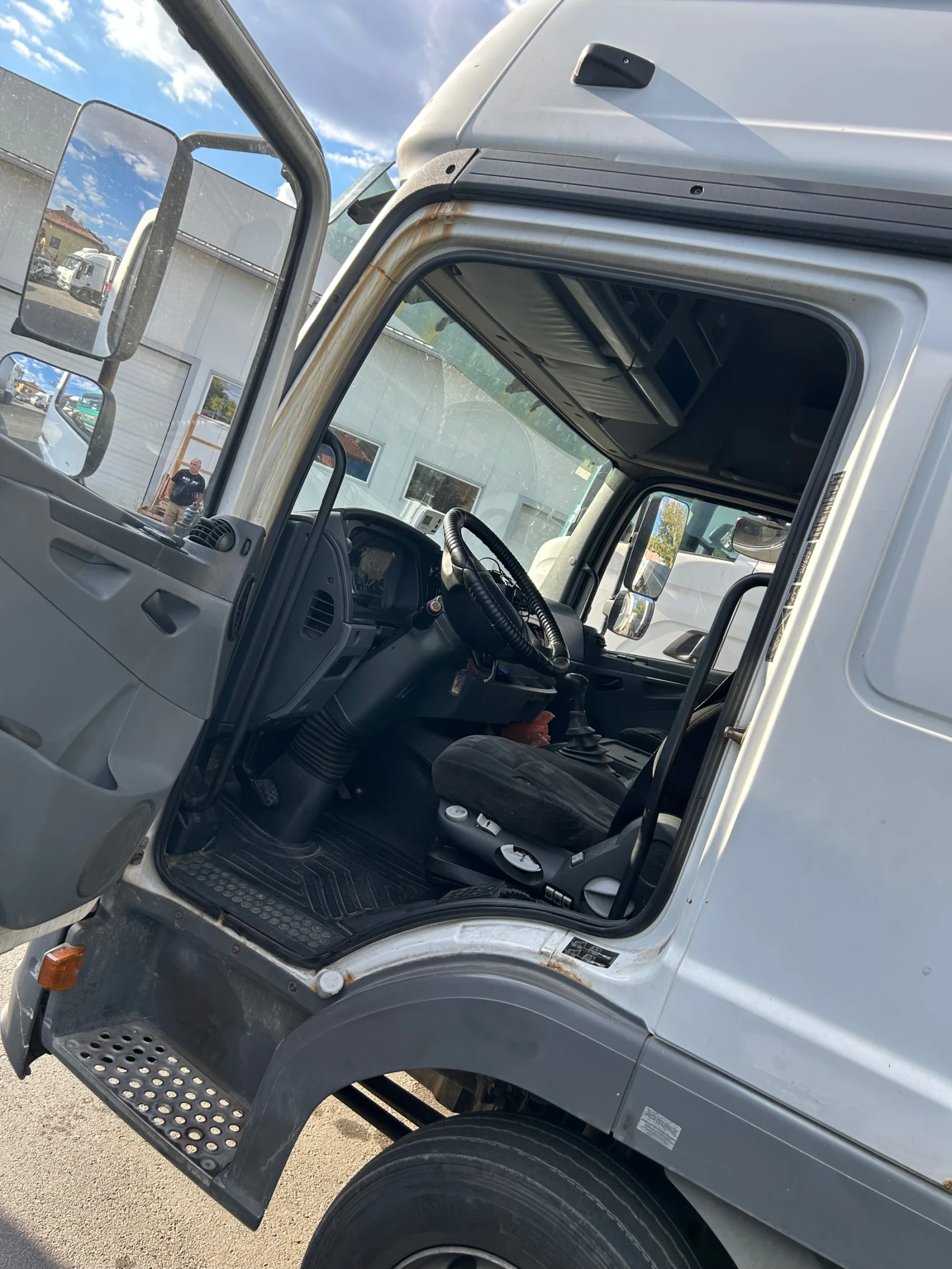 Mercedes-Benz Atego, снимка 9 - Камиони - 56125019
