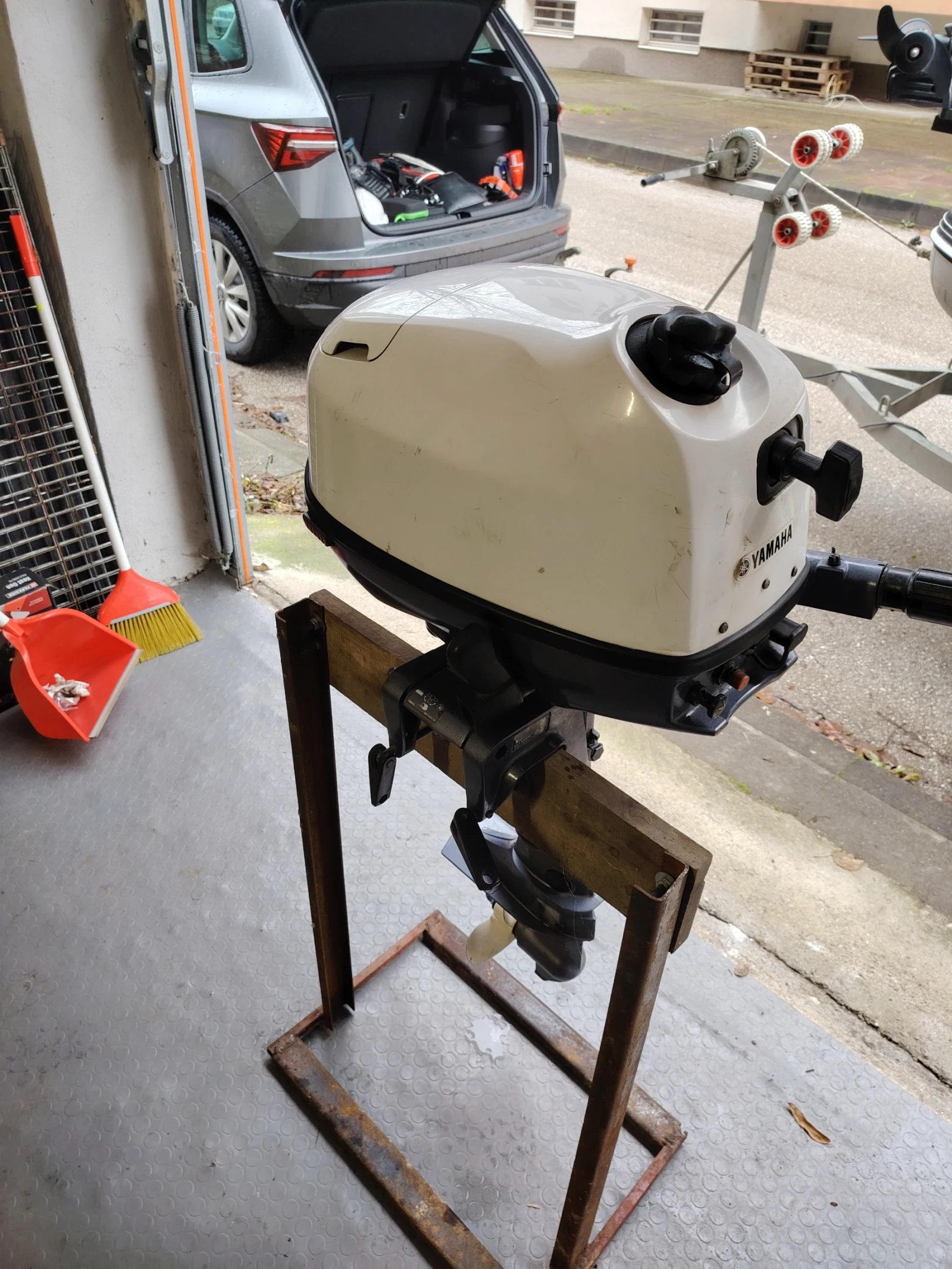 Извънбордов двигател Yamaha F6  - изображение 2