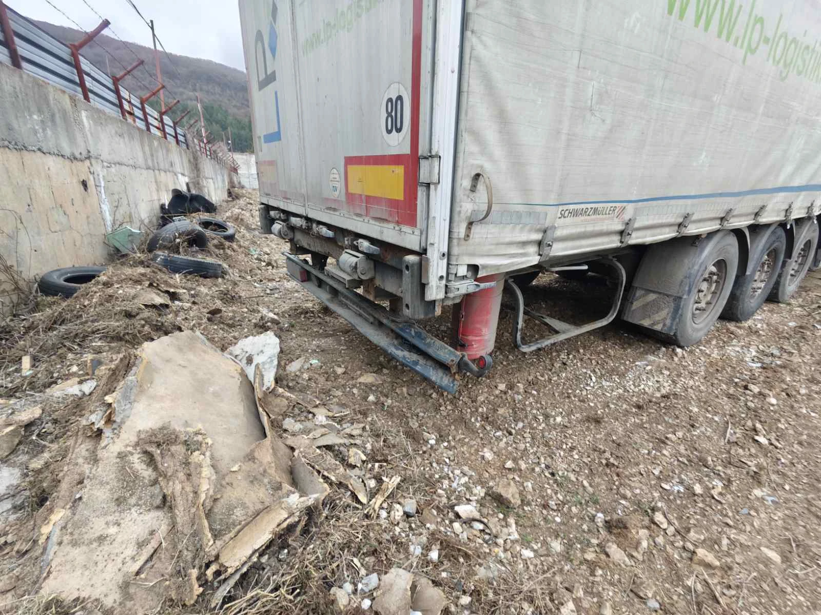 ����������� Schwarzmuller J serie  | Mobile.bg � ����������� 7
