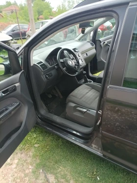Обява за продажба на VW Touran 1.9 TDI. 105 кс. 2006 год. Шест скорости  ~4 850 лв. - изображение 8
