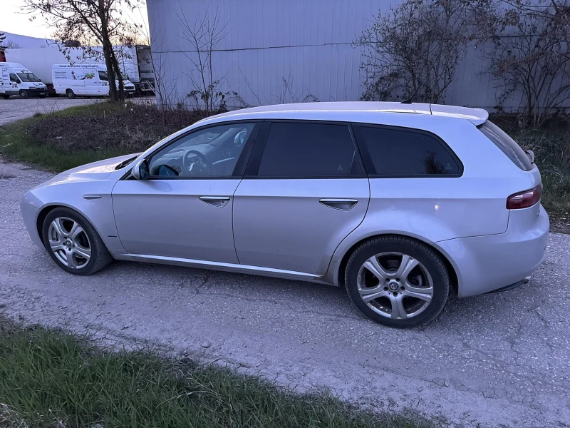 Alfa Romeo 159 sportwagon 2.4 JTDm, снимка 5 - Автомобили и джипове - 47348207