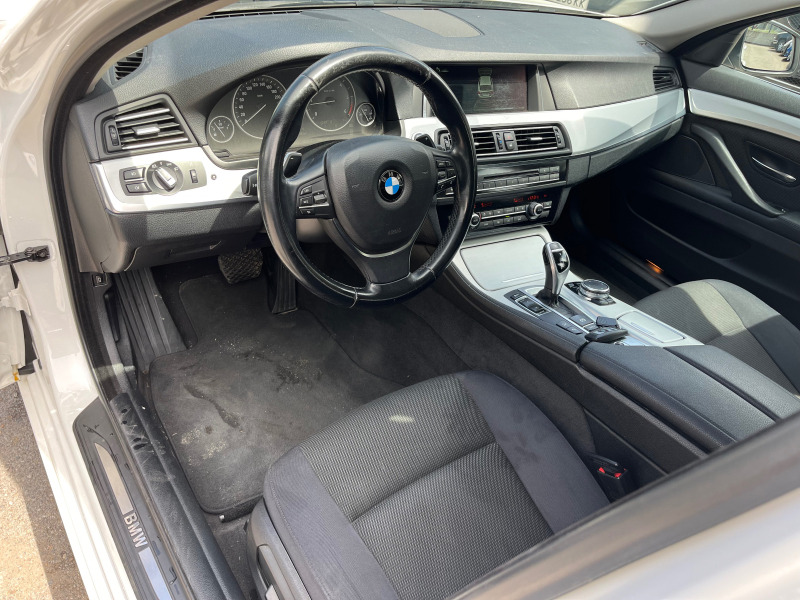 BMW 525 D/X-DRIVE/FACE/NAVI/AUTOMATIC/XENON, снимка 12 - Автомобили и джипове - 45665171