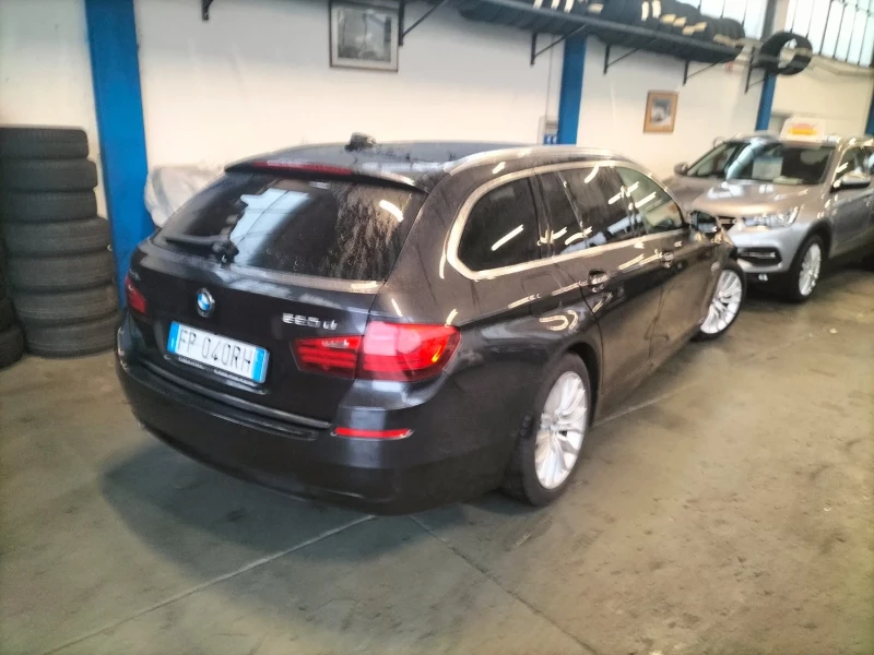 BMW 520 X drive, снимка 5 - Автомобили и джипове - 49160885