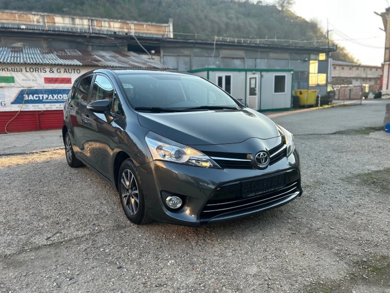 Toyota Verso Камера-Нави-7места-Италия!, снимка 1 - Автомобили и джипове - 49583351