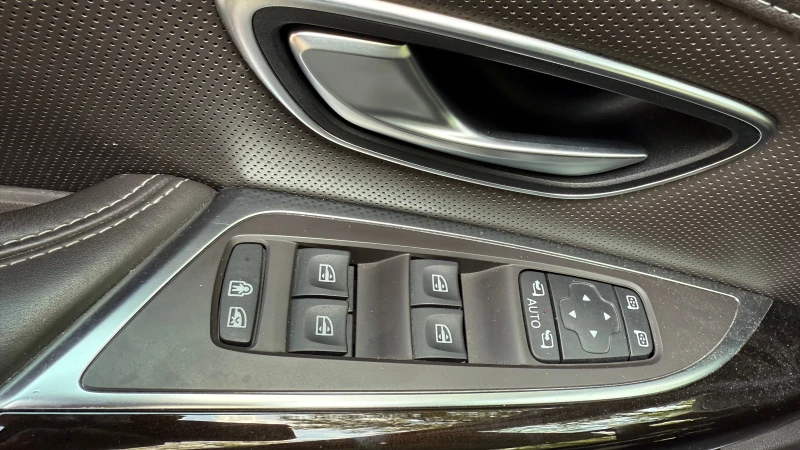 Renault Espace IINITIALE PARIS , снимка 10 - Автомобили и джипове - 51682882