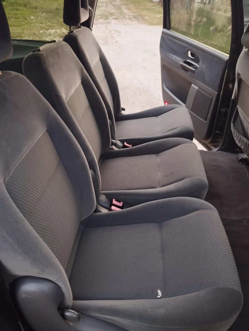 VW Sharan 1.9tdi.avtomatik, снимка 15 - Автомобили и джипове - 51959375