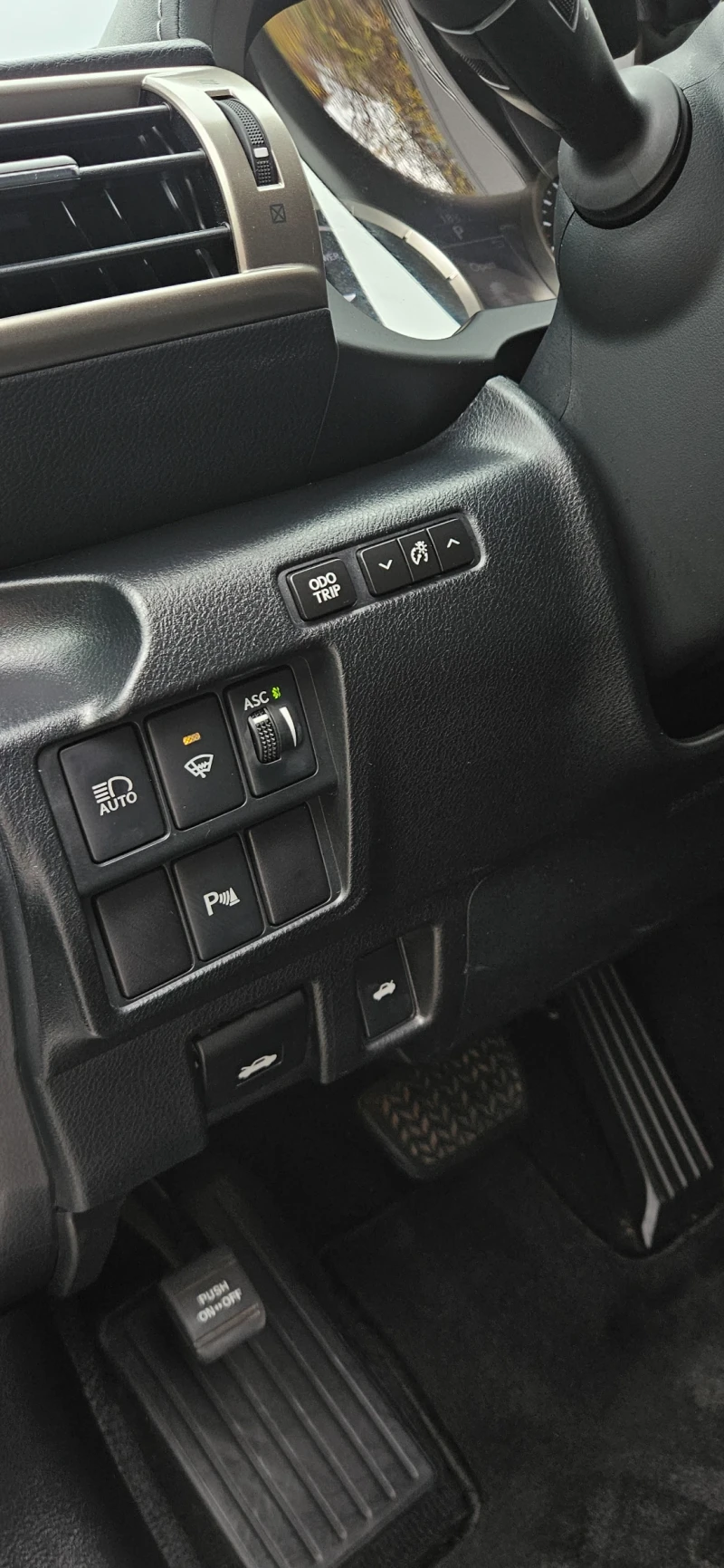 Lexus IS 300 SPORT, Дистроник, перла, фул макс, снимка 9 - Автомобили и джипове - 52514691