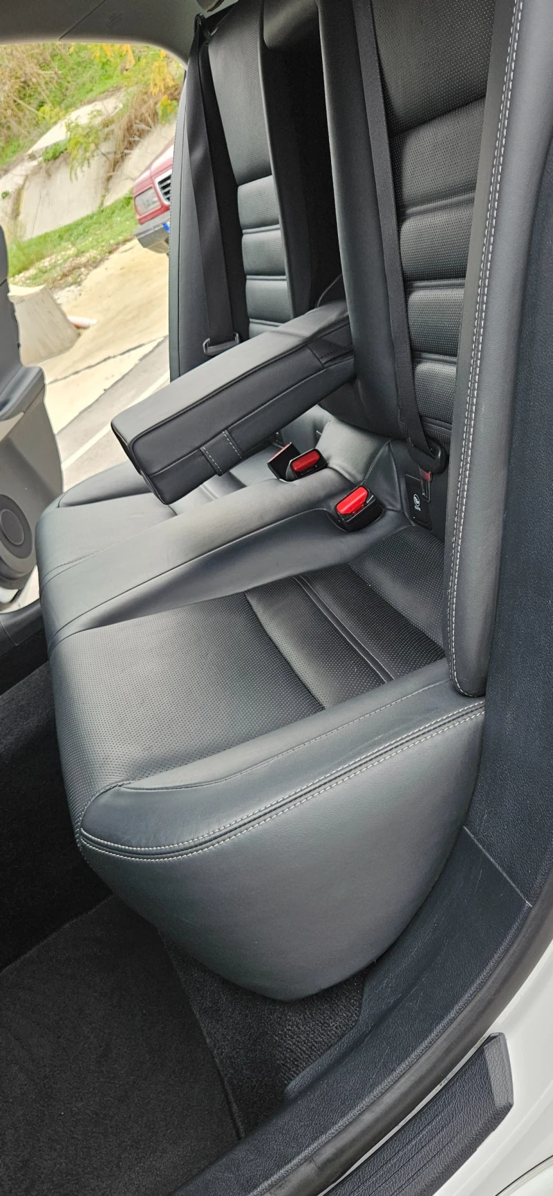 Lexus IS 300 SPORT, Дистроник, перла, фул макс, снимка 16 - Автомобили и джипове - 52514691